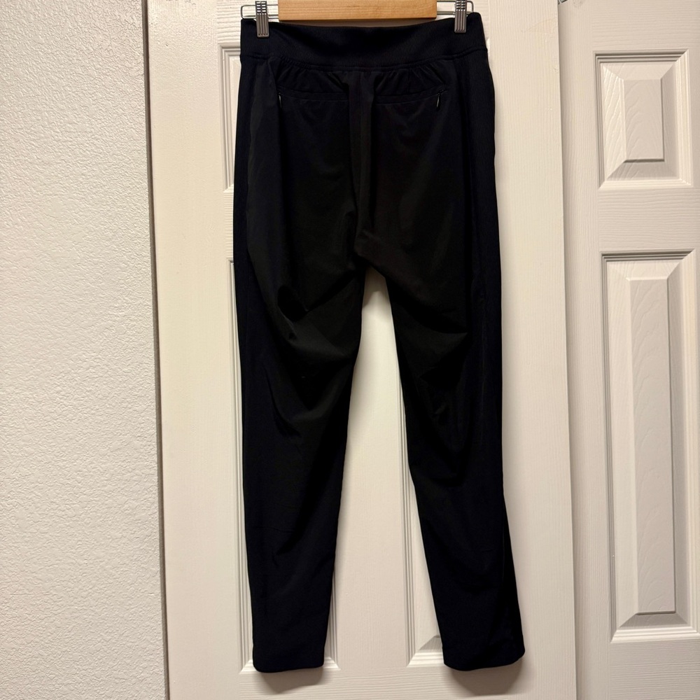 Athleta| EUC Women’s Size 2 Brooklyn Ankle Pants in Black - Picture 5 of 9